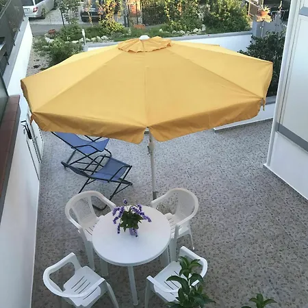 Carmela Apartment *